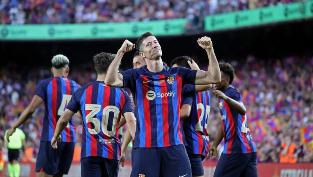 Gol Lewandowskiego dla Barcelony - Zobacz emocje!