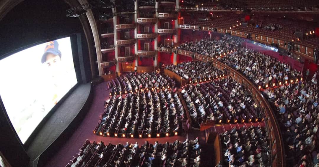 Filmy o Formule 1 – adrenalina na ekranie, która Cię zaskoczy