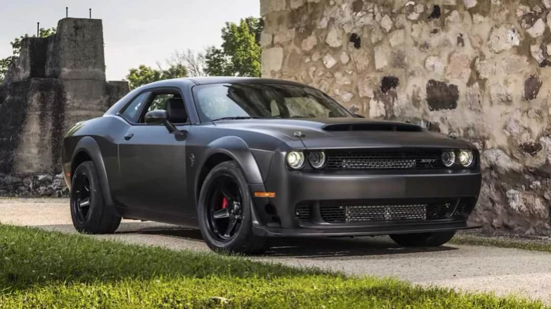 Dodge Challenger: Ile ma koni? Zaskakujące informacje o mocach silników