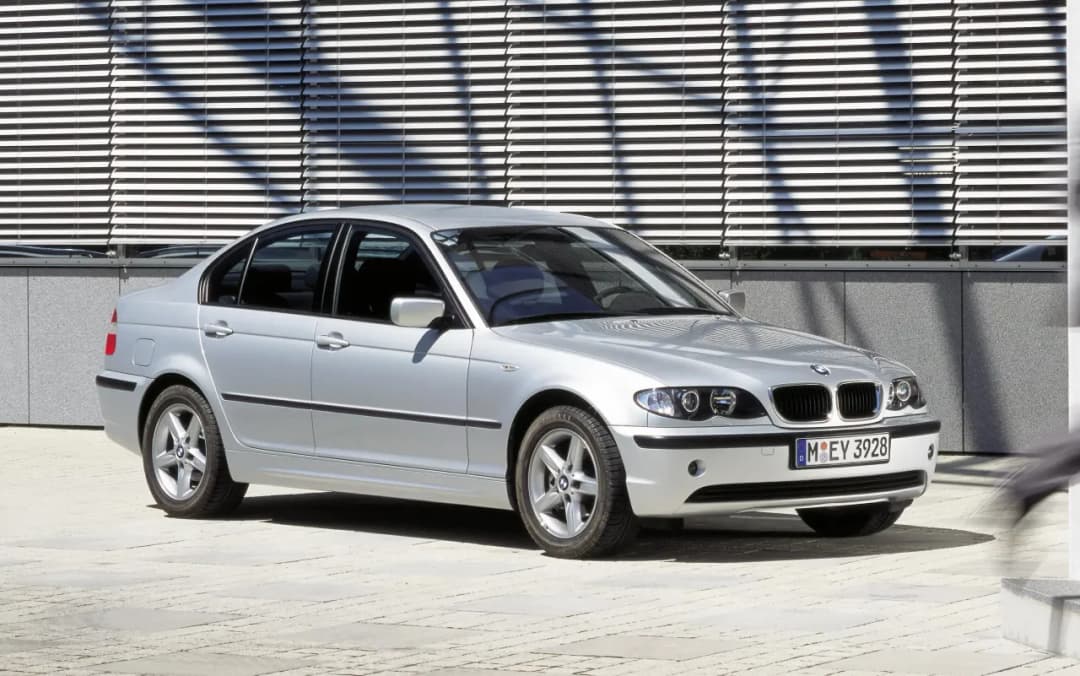 BMW E46 ile ma koni? Poznaj moc silników od 105 do 360 KM