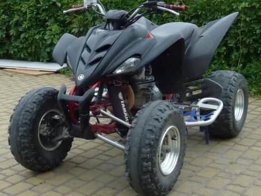 Yamaha Raptor 350 ile ma koni? Moc i osiągi quada, które zaskakują
